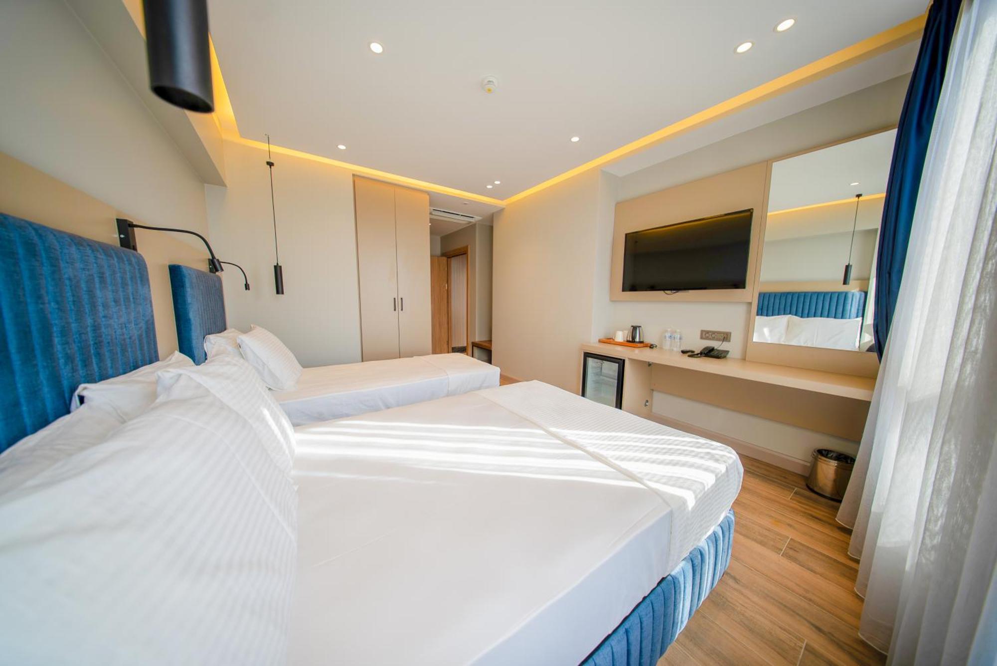 The Palm Bosphorus Hotel Istambul Extérieur photo