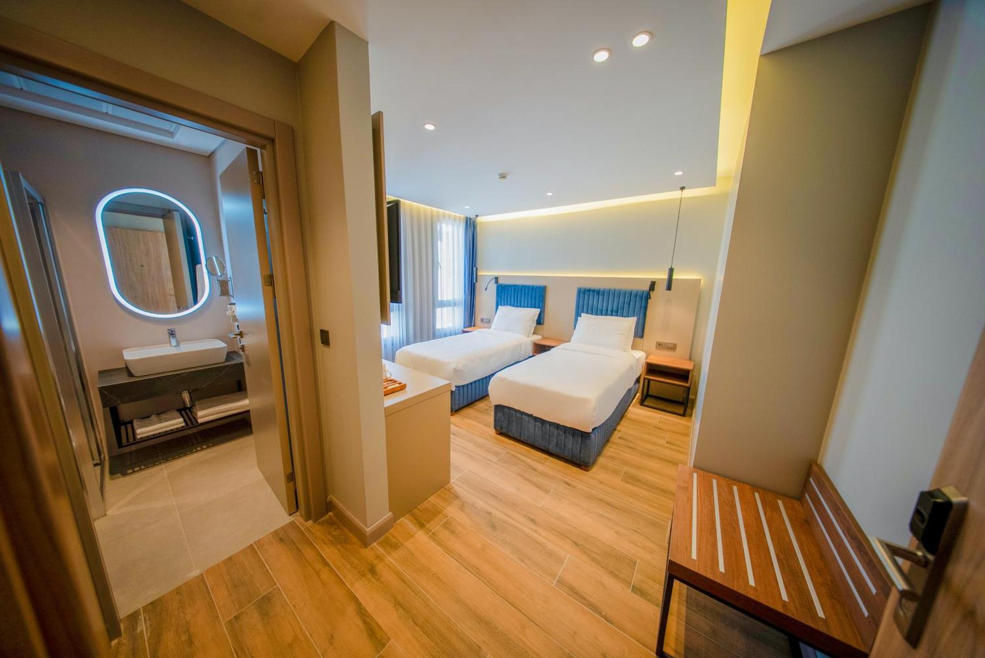 The Palm Bosphorus Hotel Istambul Extérieur photo